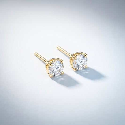 Orecchini punto luce placcati oro 18K con chiusura a farfallina