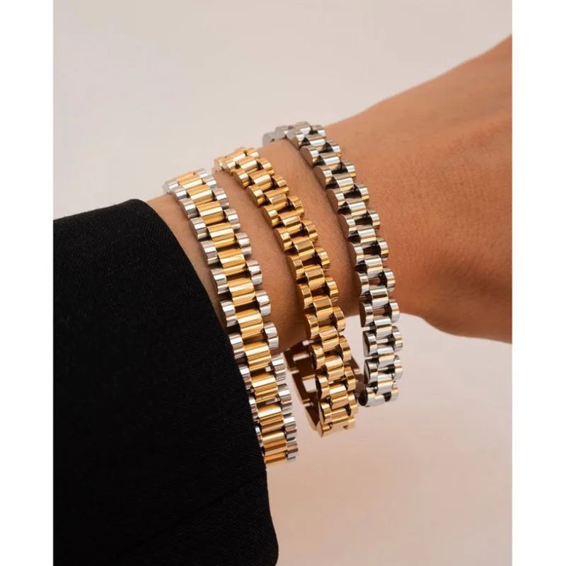 18K Gold-Plated Detachable Wrap Bracelet: Bold and Versatile Elegance