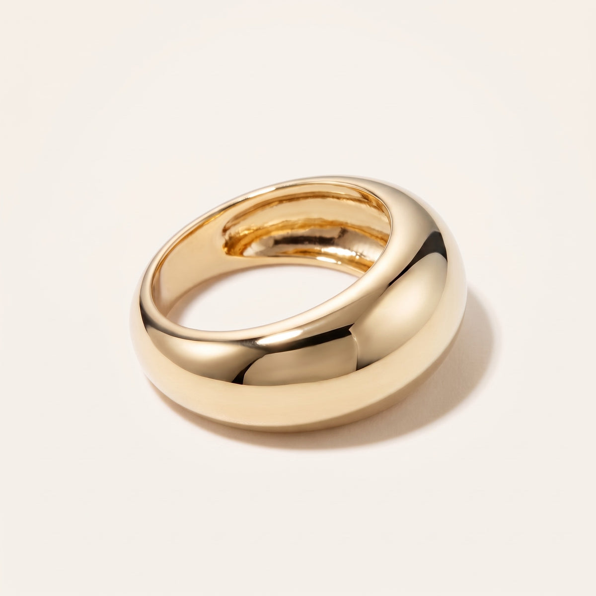 Anello bombato a cupola liscio placcato oro 18K
