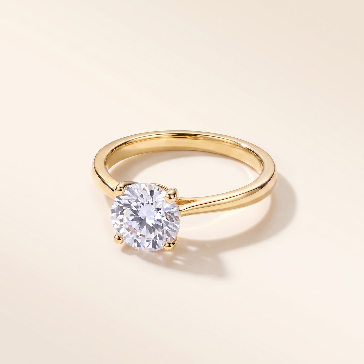 Anello solitario con zircone placcato oro 18K