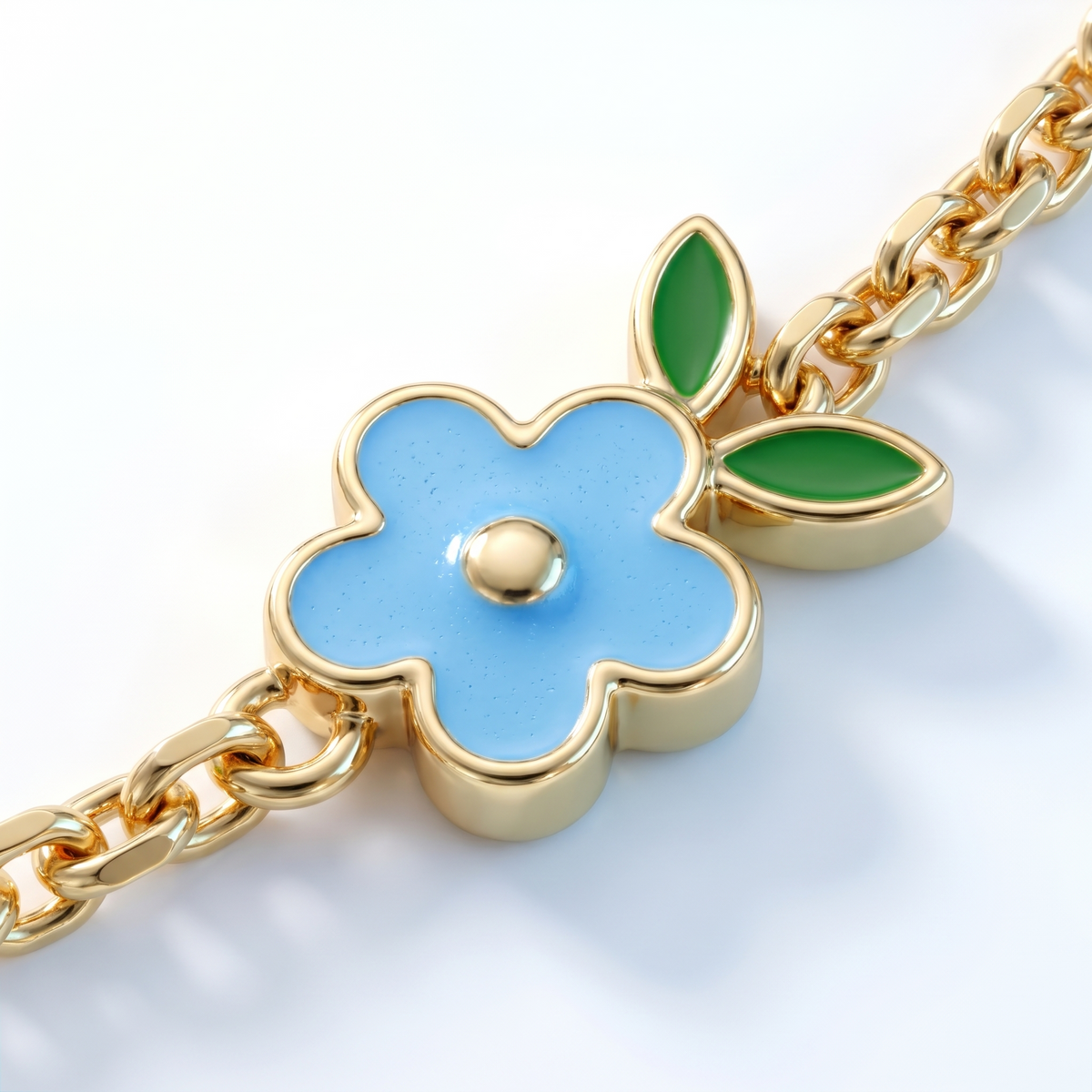 Pulsera tennis con flor bañada en oro de 18K, detalle de cerca